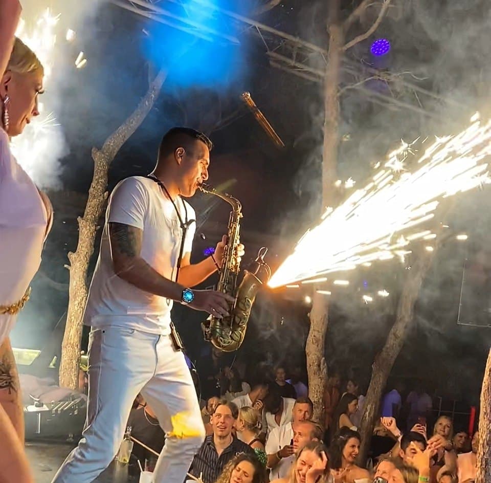 Zac The Sax portfolio 1
