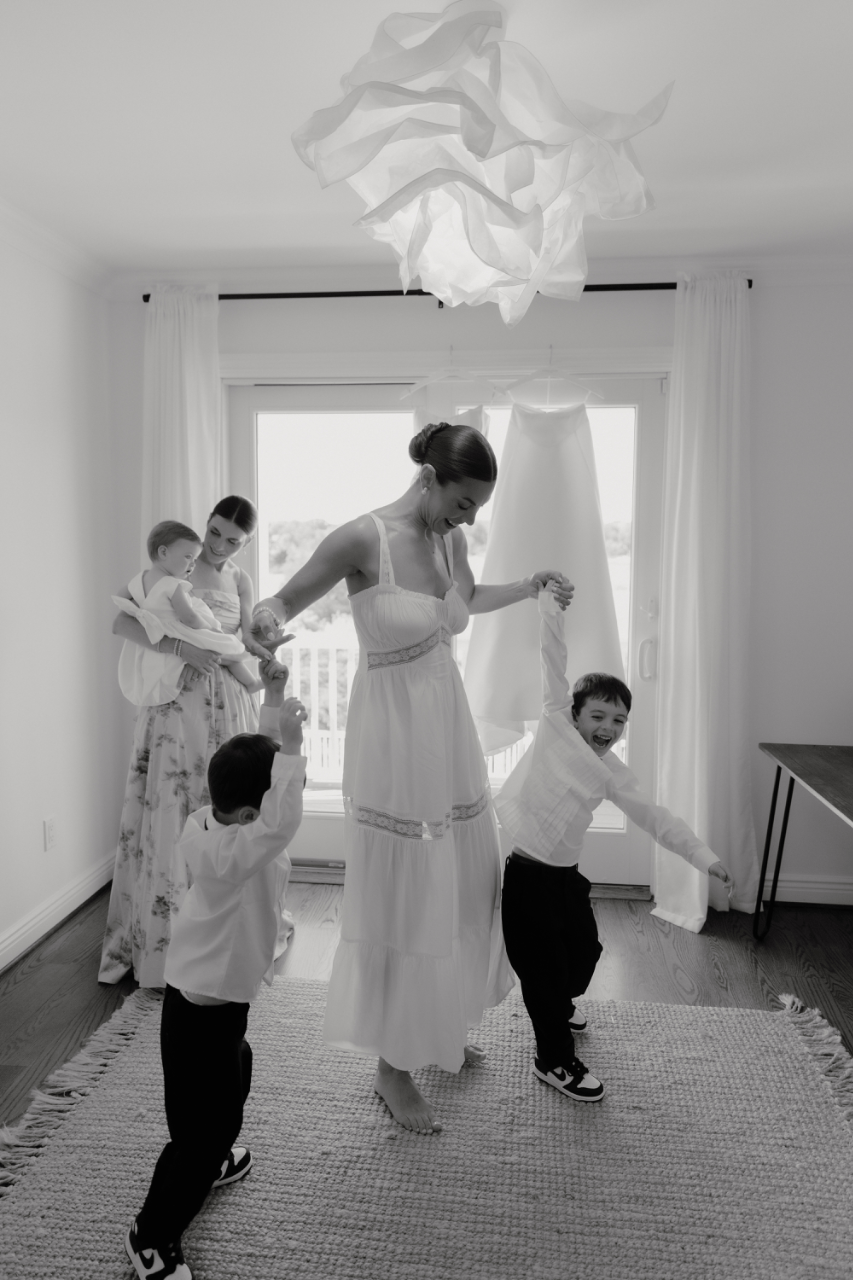Hope Joyce & Thomas Van Wazer's wedding-image-10