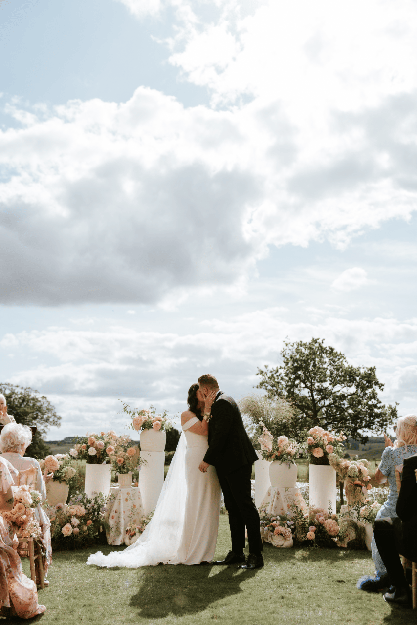 Megan Luck & Daniel Binnion's wedding-image-14