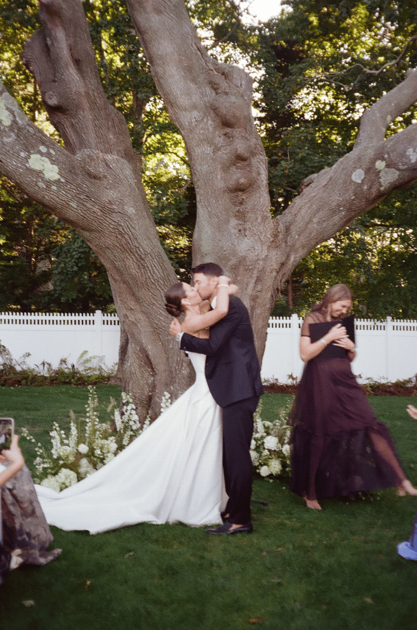 Hope Joyce & Thomas Van Wazer's wedding-image-27
