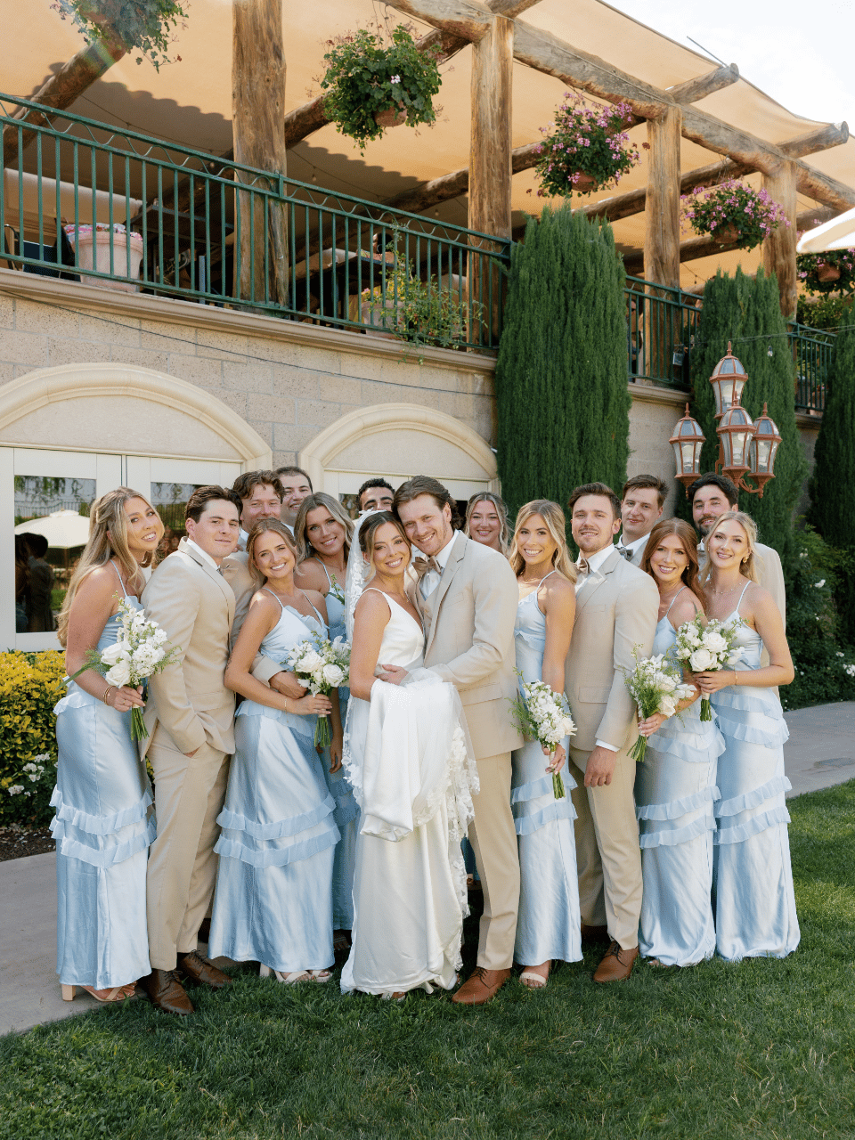 A Modern Summer Wedding at South Coast Winery