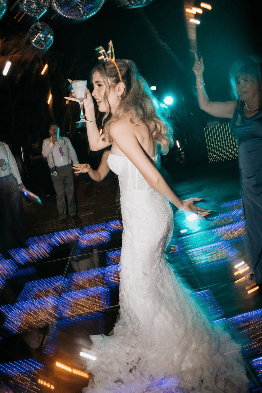 Ellen Hales & Sahachel Flores's wedding-image-49