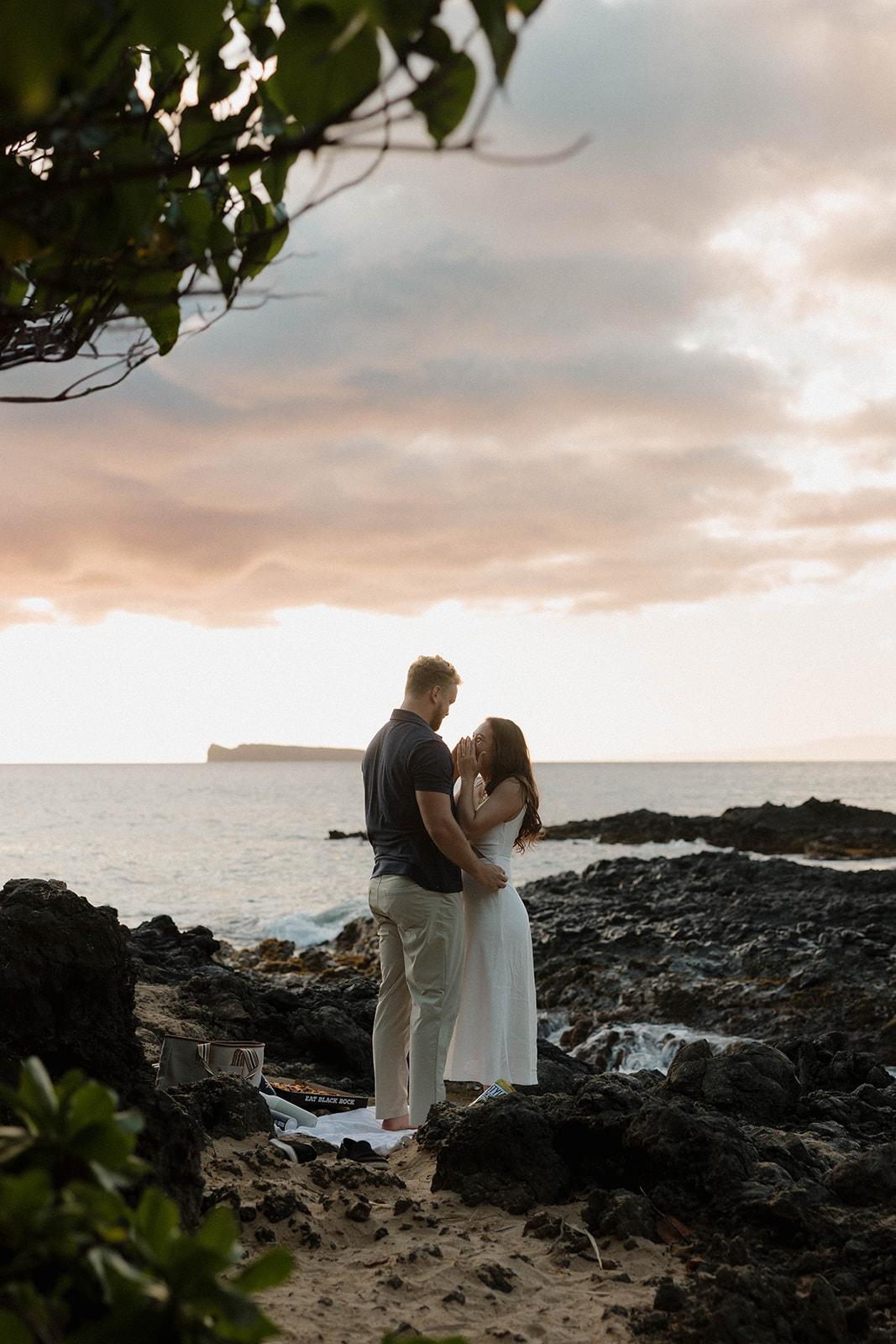 A Classic Spring Engagement at Makena Cove 19