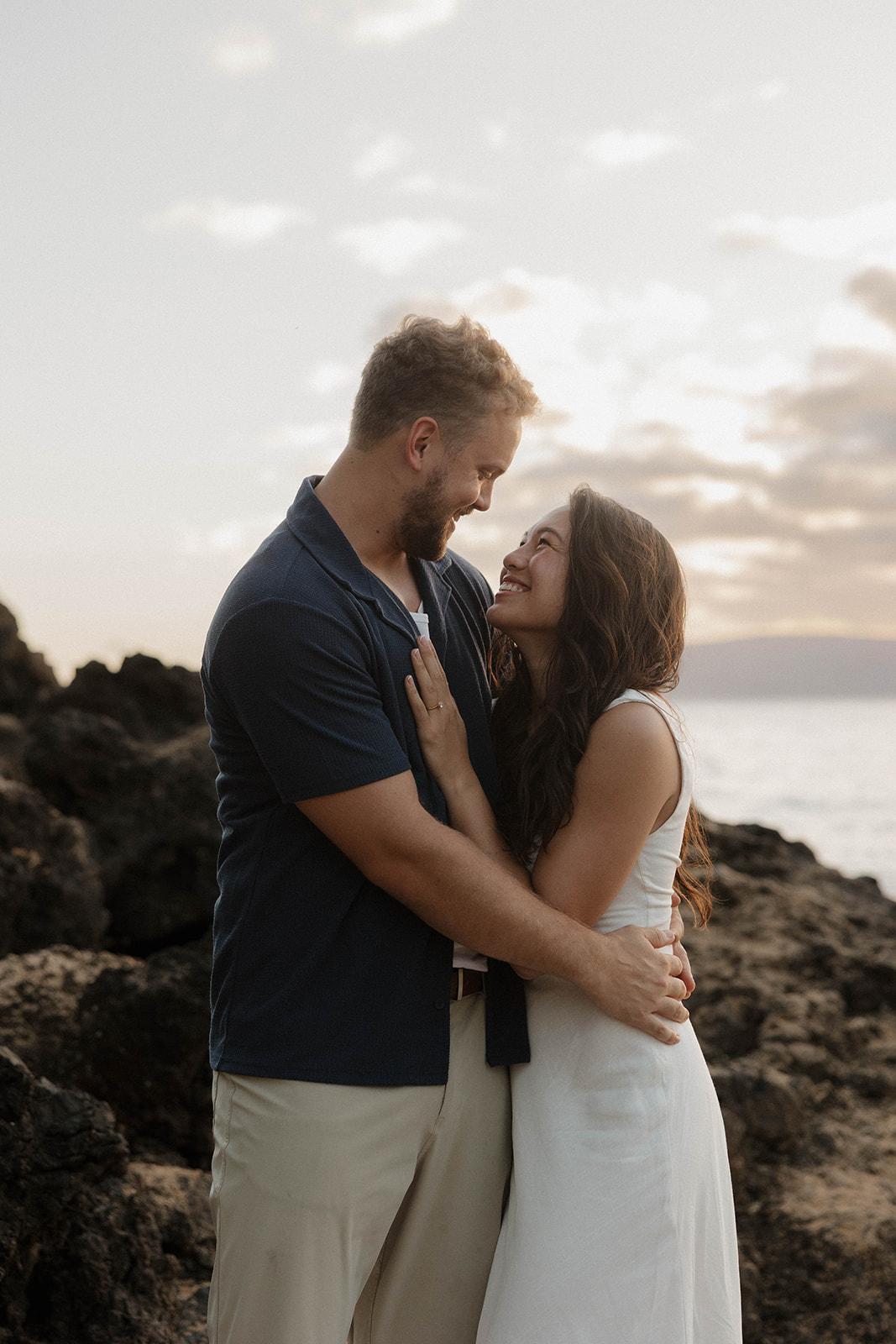 A Classic Spring Engagement at Makena Cove 6