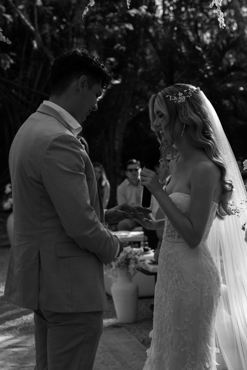 Ellen Hales & Sahachel Flores's wedding-image-12