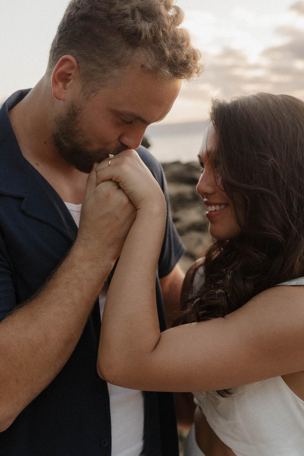 A Classic Spring Engagement at Makena Cove 27