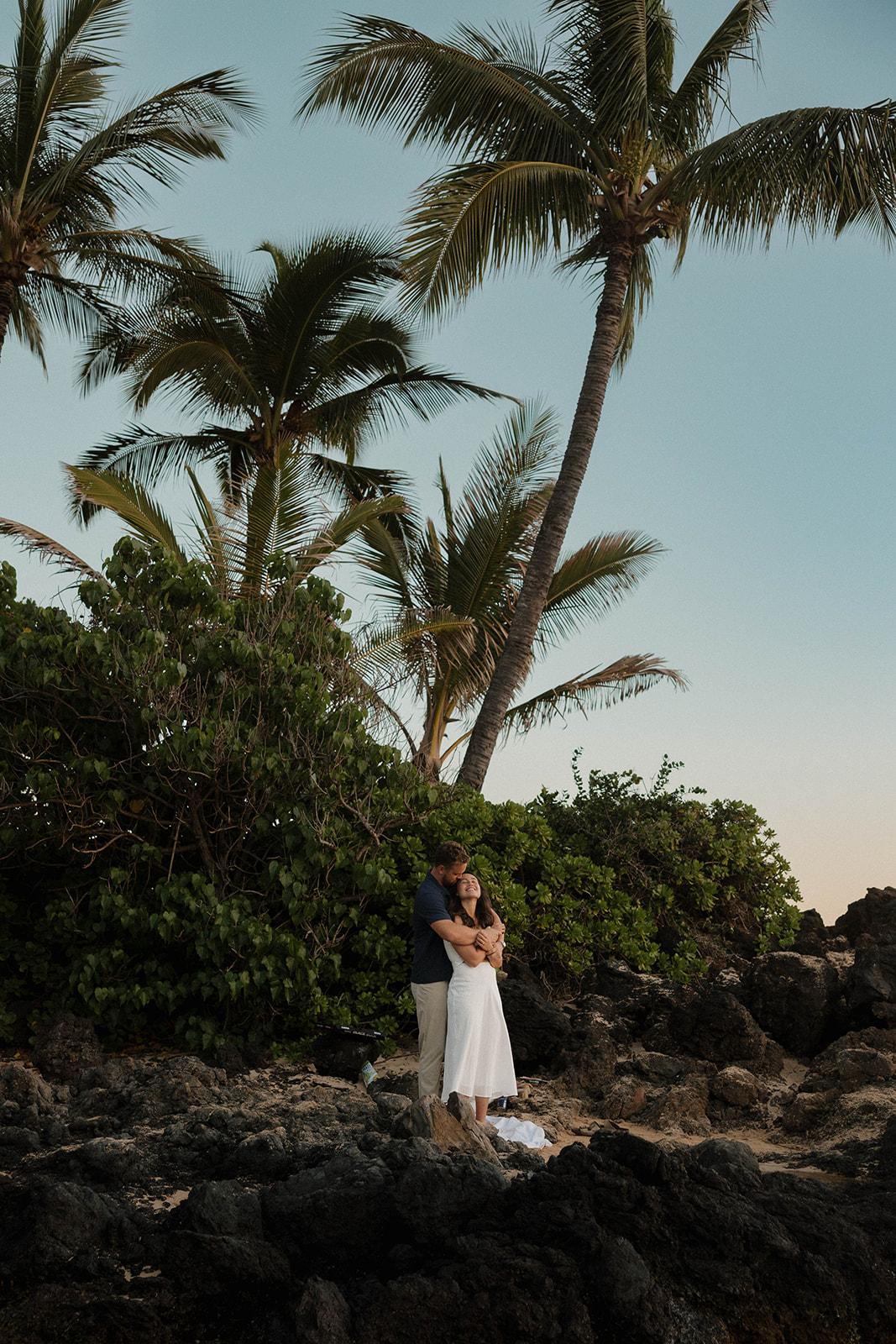 A Classic Spring Engagement at Makena Cove photo 5
