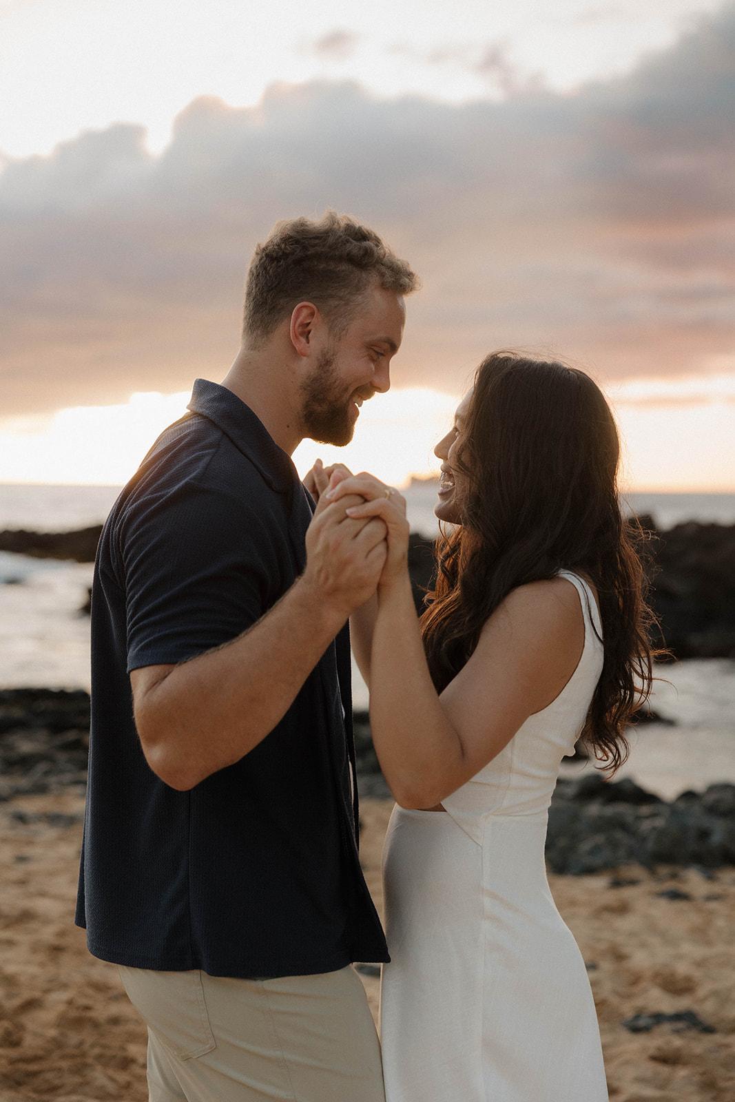 A Classic Spring Engagement at Makena Cove 9