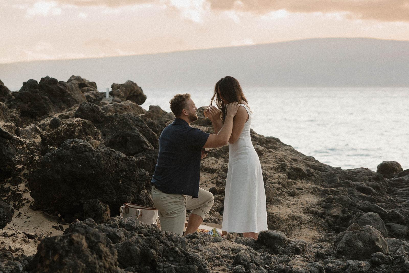 A Classic Spring Engagement at Makena Cove 41