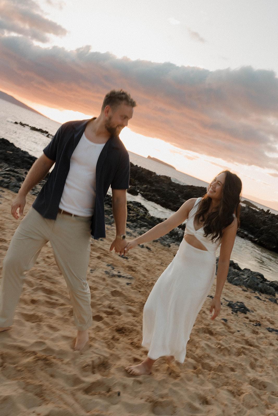 A Classic Spring Engagement at Makena Cove 24