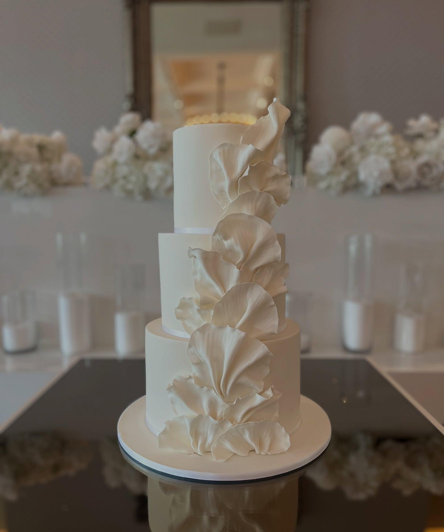Kat's Cakes portfolio 1
