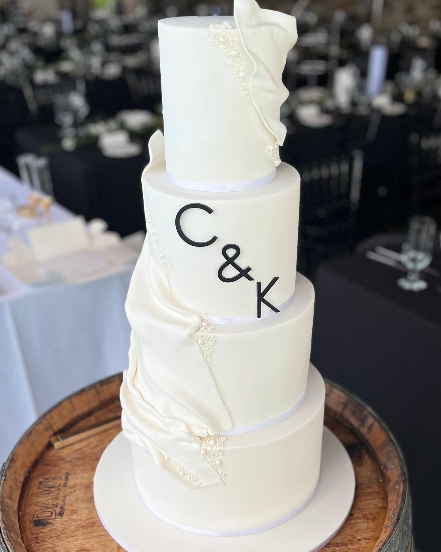 Kat's Cakes portfolio 4