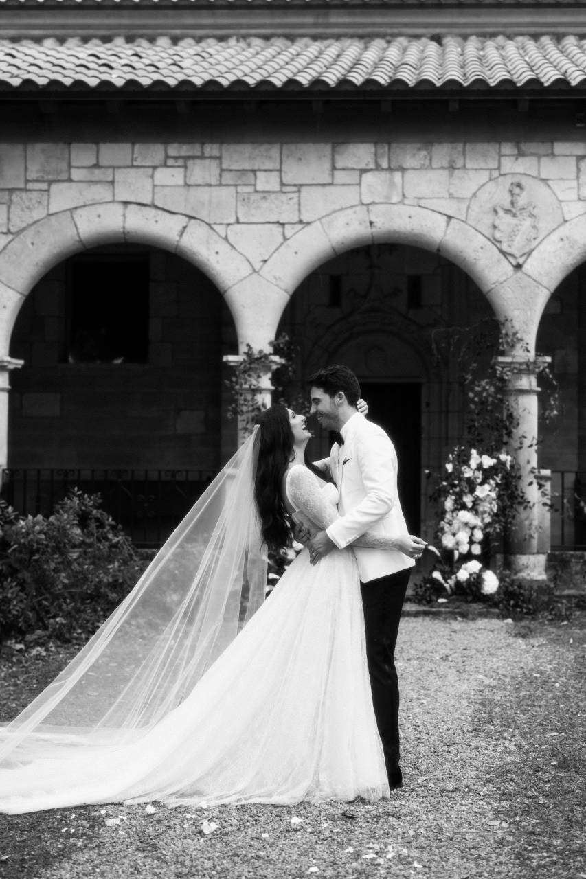Bold Black-Tie Romance in a Historic Monastery photo 5