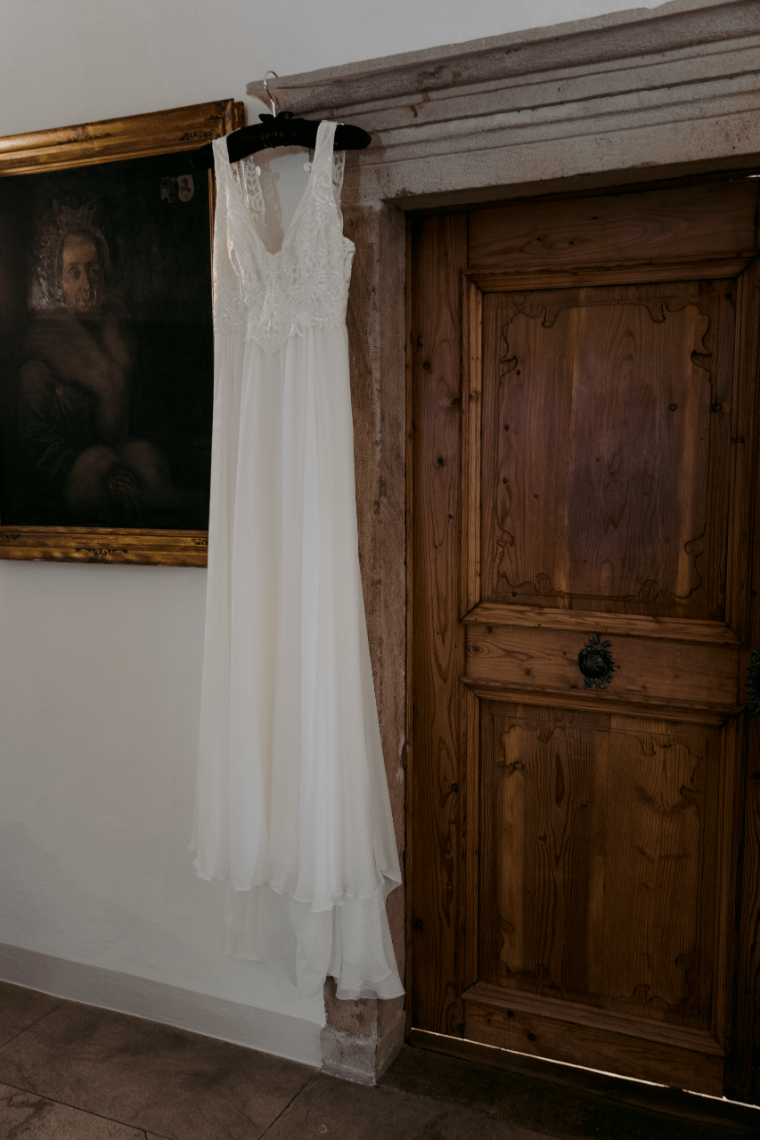 A Romantic Fall Wedding at Erlebnis Kranzelhof photo 3