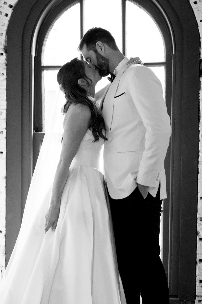 Alexandra Caulfield & David Caulfield's wedding-image-46