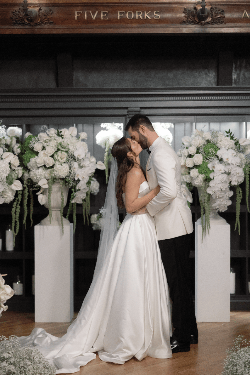 Alexandra Caulfield & David Caulfield's wedding-image-96
