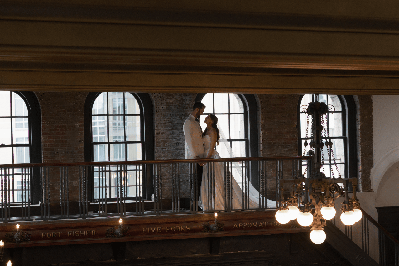 Alexandra Caulfield & David Caulfield's wedding-image-38