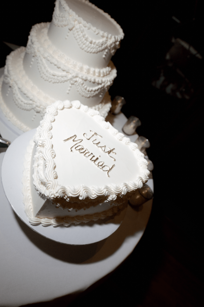 Alexandra Caulfield & David Caulfield's wedding-image-30