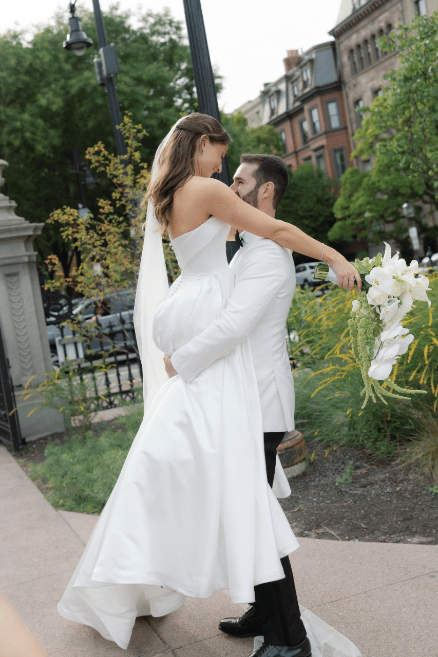 Alexandra Caulfield & David Caulfield's wedding-image-53