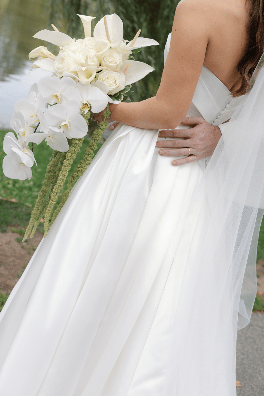 Alexandra Caulfield & David Caulfield's wedding-image-16
