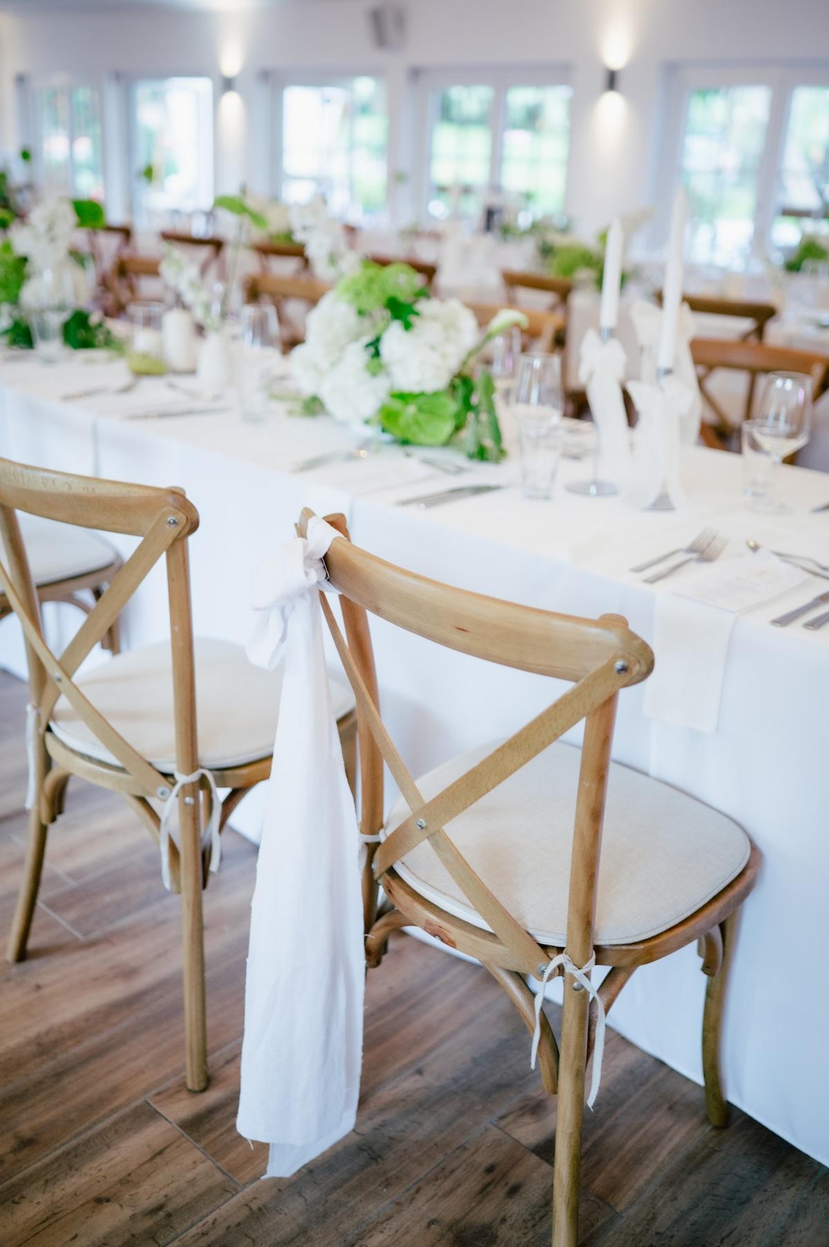 A Classic Spring Wedding at The Garden Villa 10