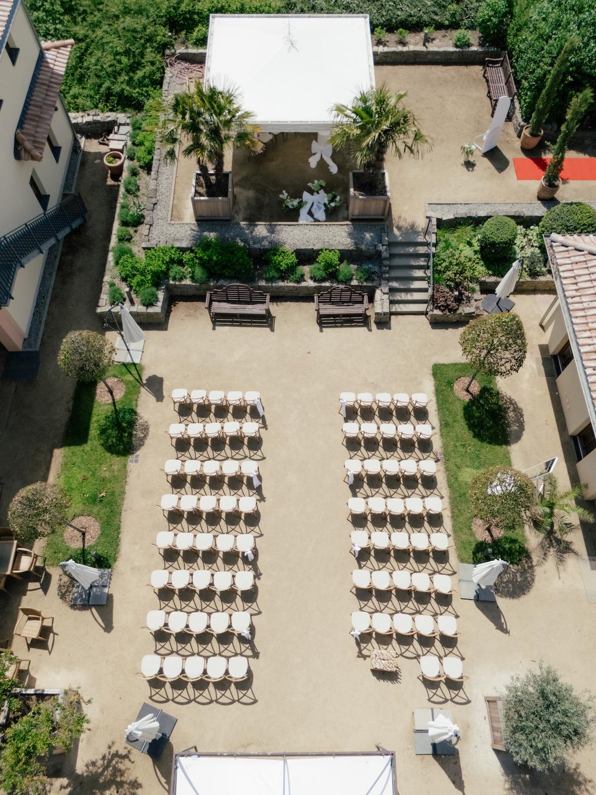 A Classic Spring Wedding at The Garden Villa 36