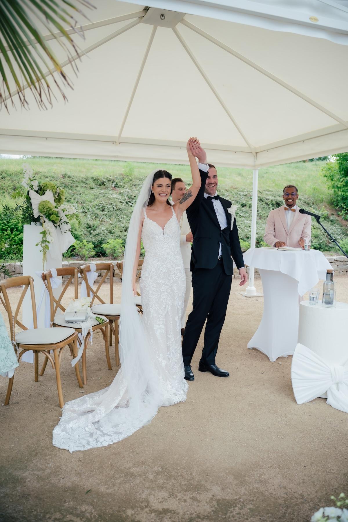 A Classic Spring Wedding at The Garden Villa 23