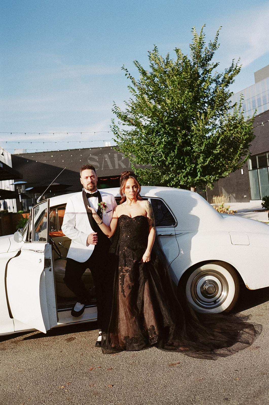 A Non-Traditional Fall Wedding at the Sarabande 35