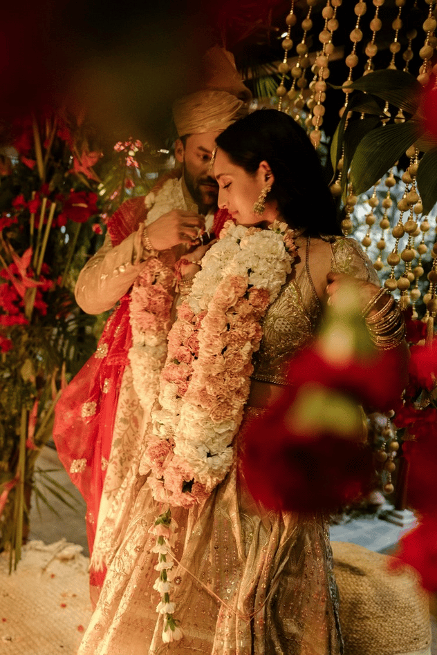 A Non-Traditional Spring Wedding at Hotel Villa Caletas