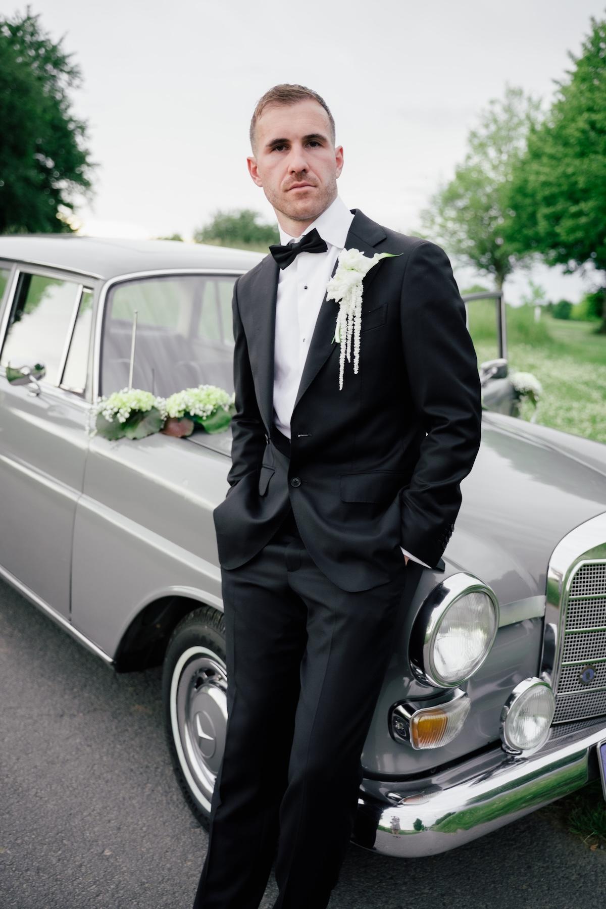A Classic Spring Wedding at The Garden Villa 19