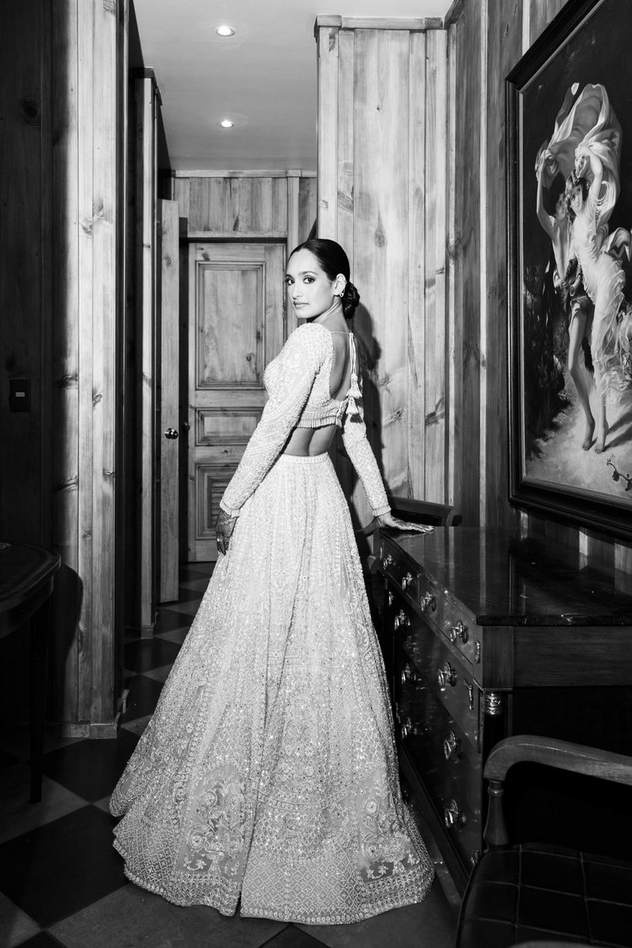 A Non-Traditional Spring Wedding at Hotel Villa Caletas 7