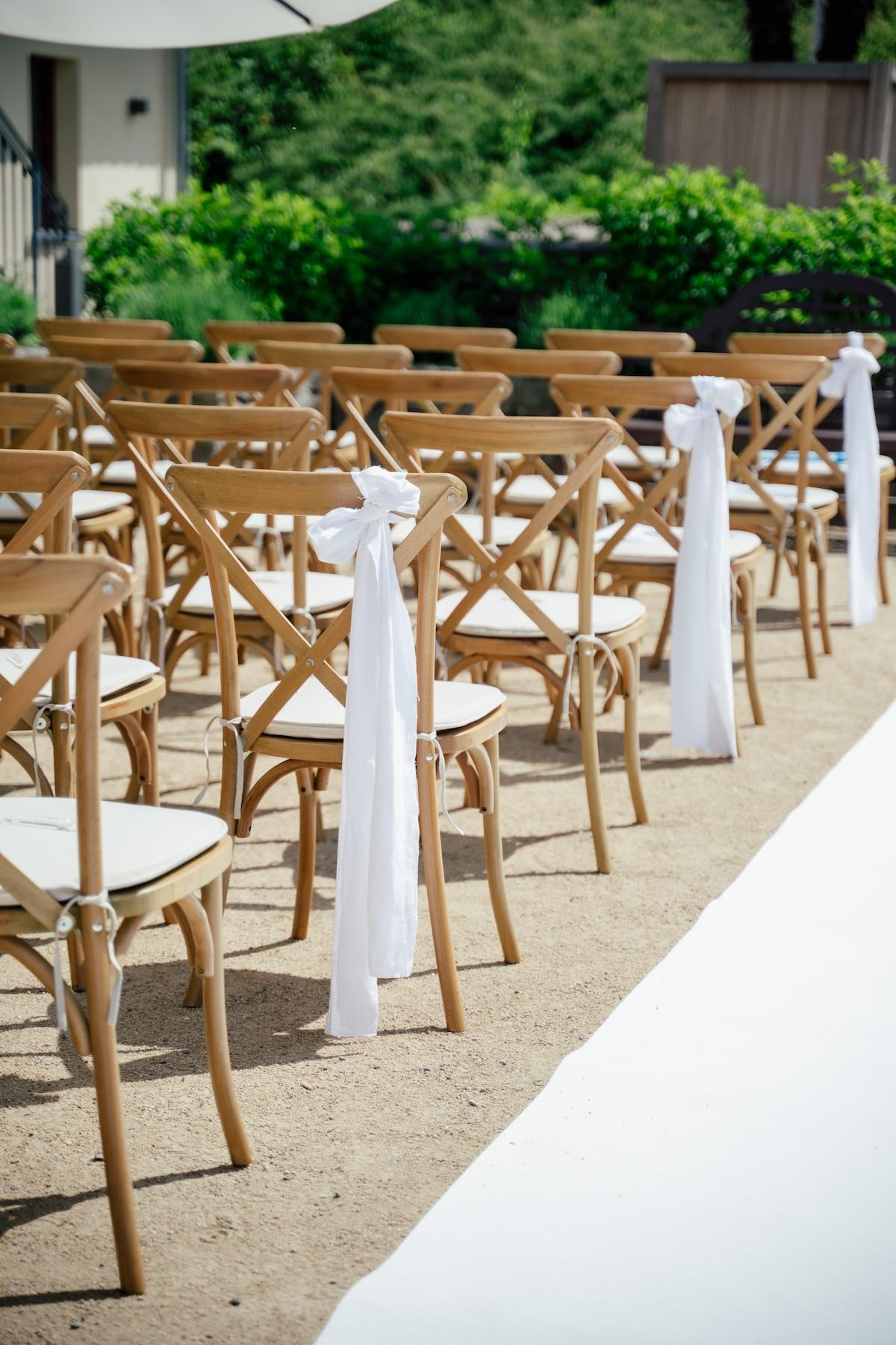 A Classic Spring Wedding at The Garden Villa 24
