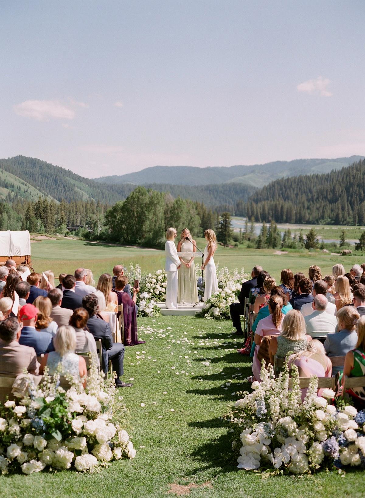 A Romantic Fall Wedding at the Snake River Sporting Club 34