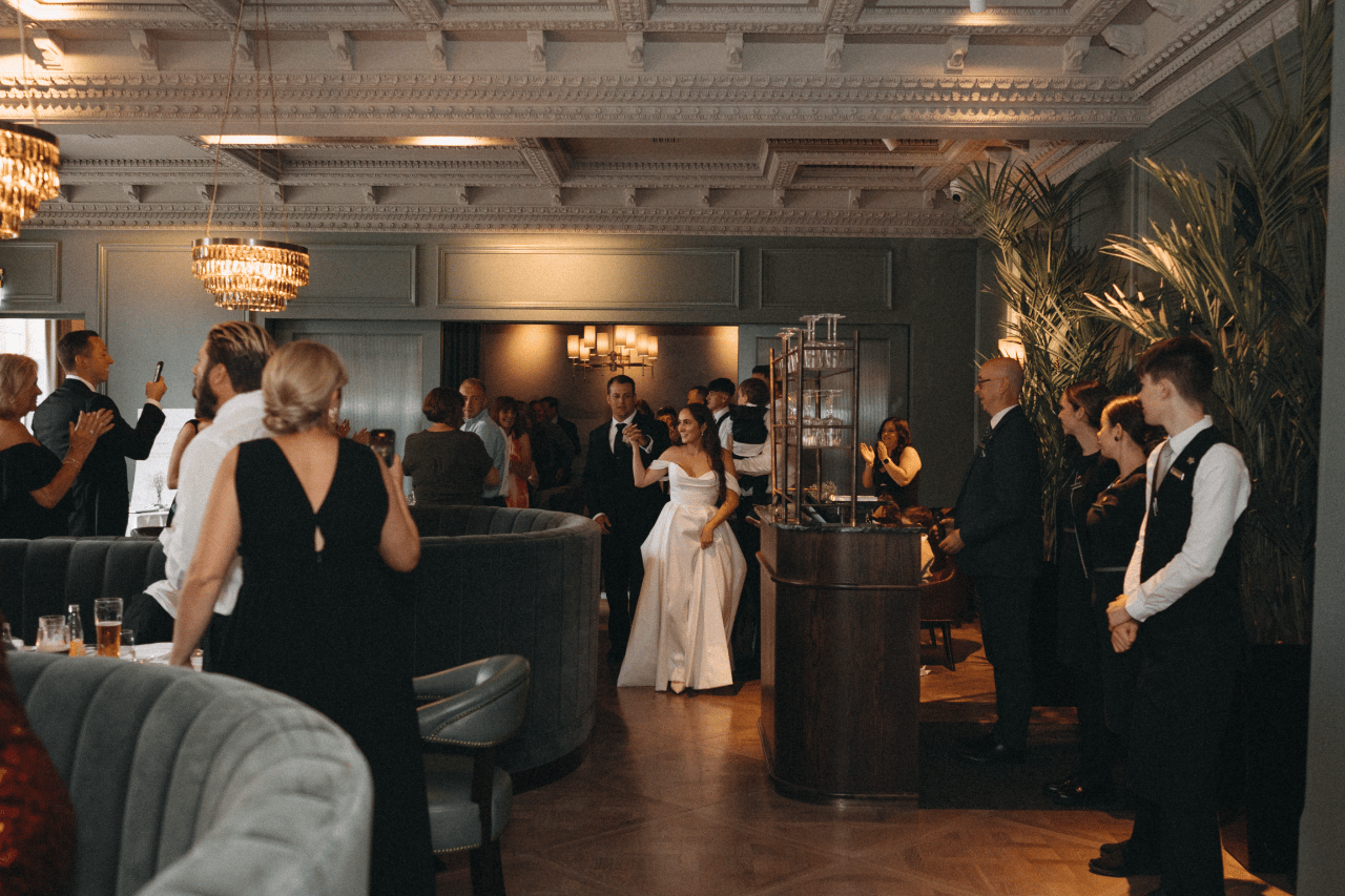 Brenna R & Kevin R's wedding-image-16