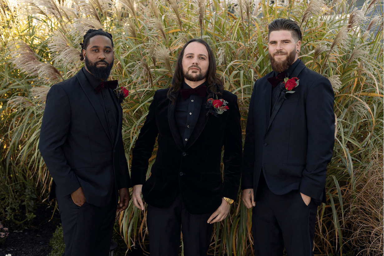A Non-Traditional Fall Wedding at La Banque de Fleuve 25