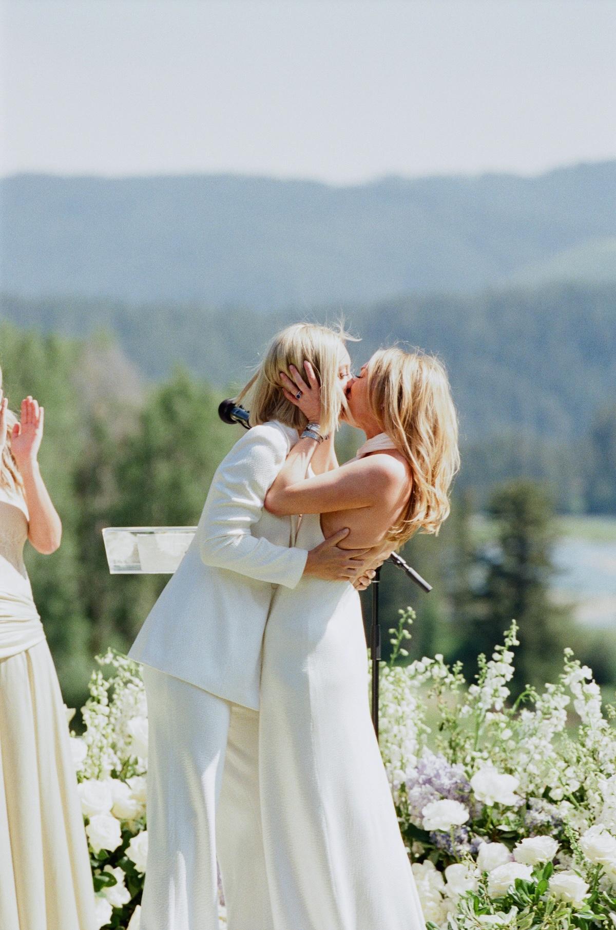 A Romantic Fall Wedding at the Snake River Sporting Club 25