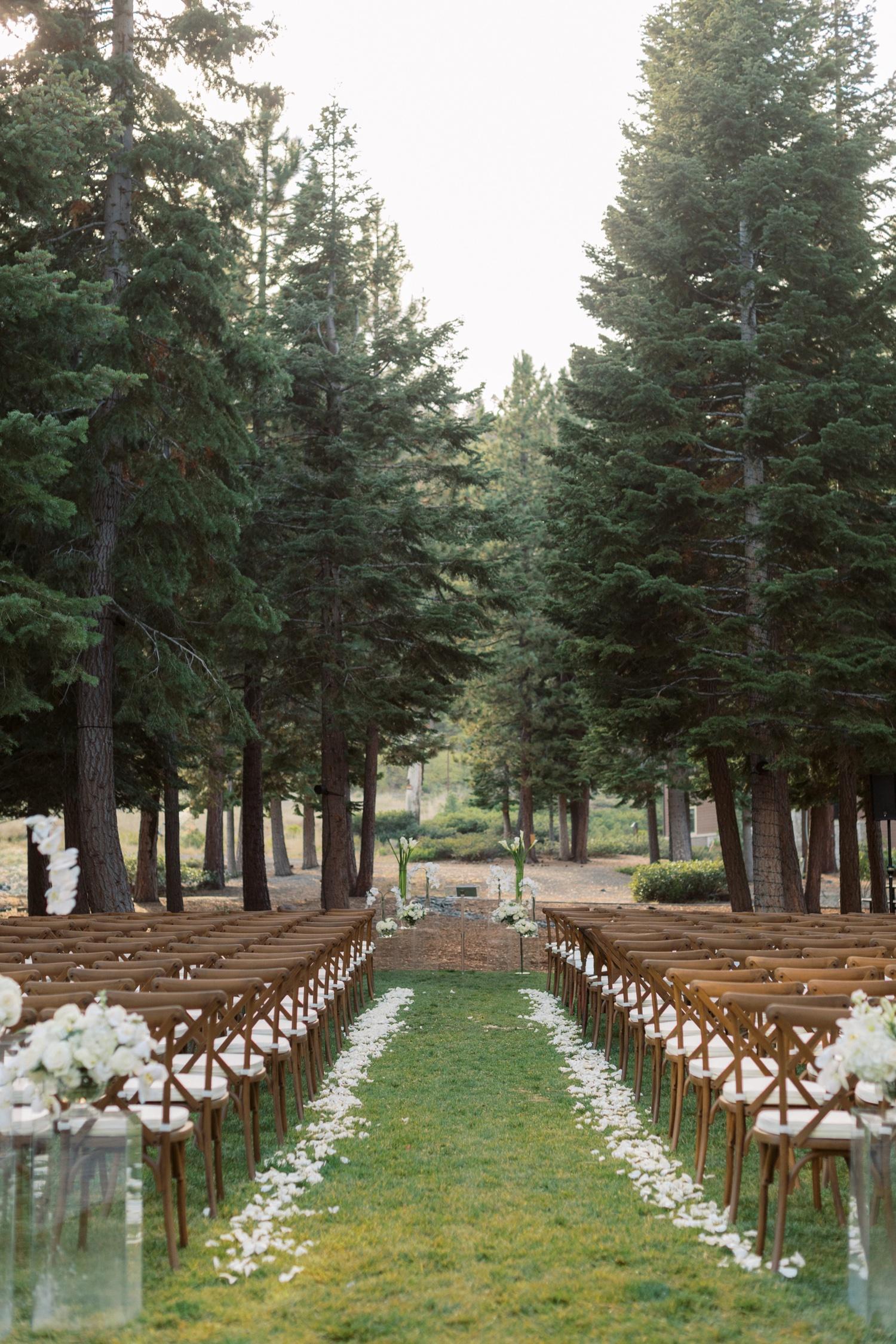 A Modern Fall Wedding at The Ritz-Carlton, Lake Tahoe 27