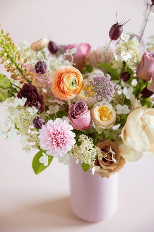 Lulu's Lei + Bouquets portfolio 4
