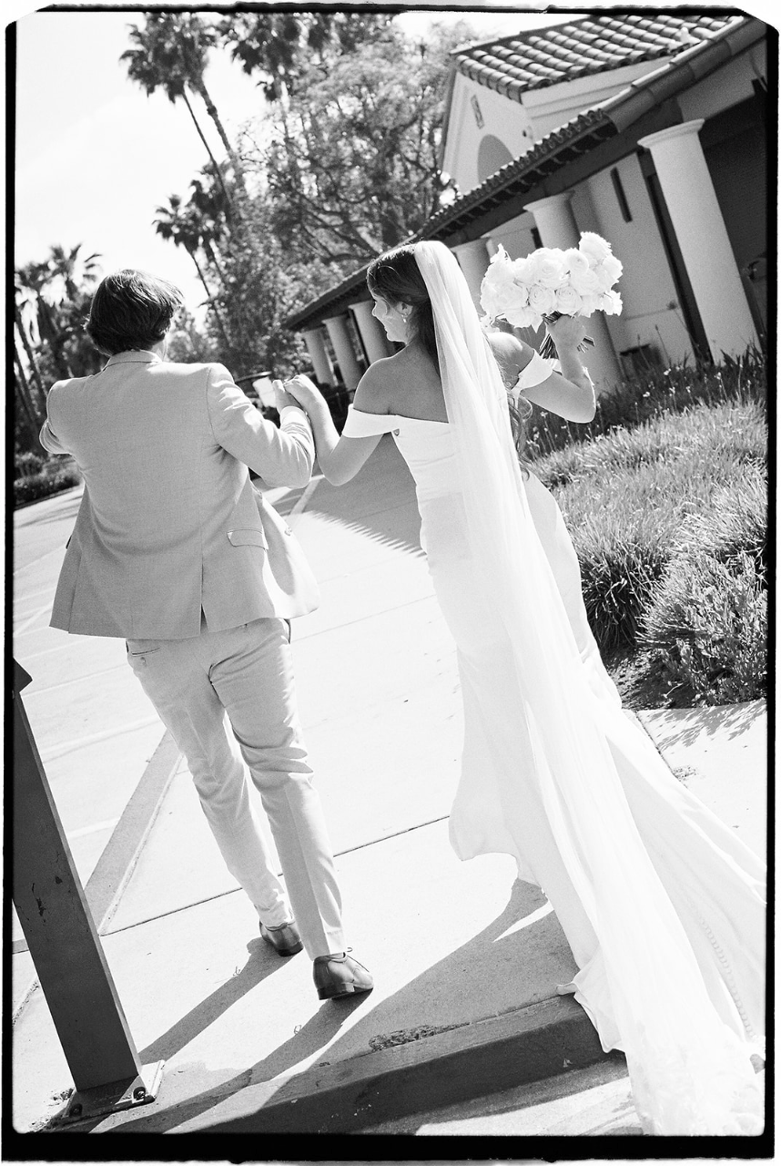 Jackie Thomas & Conor McFadden's wedding-image-14