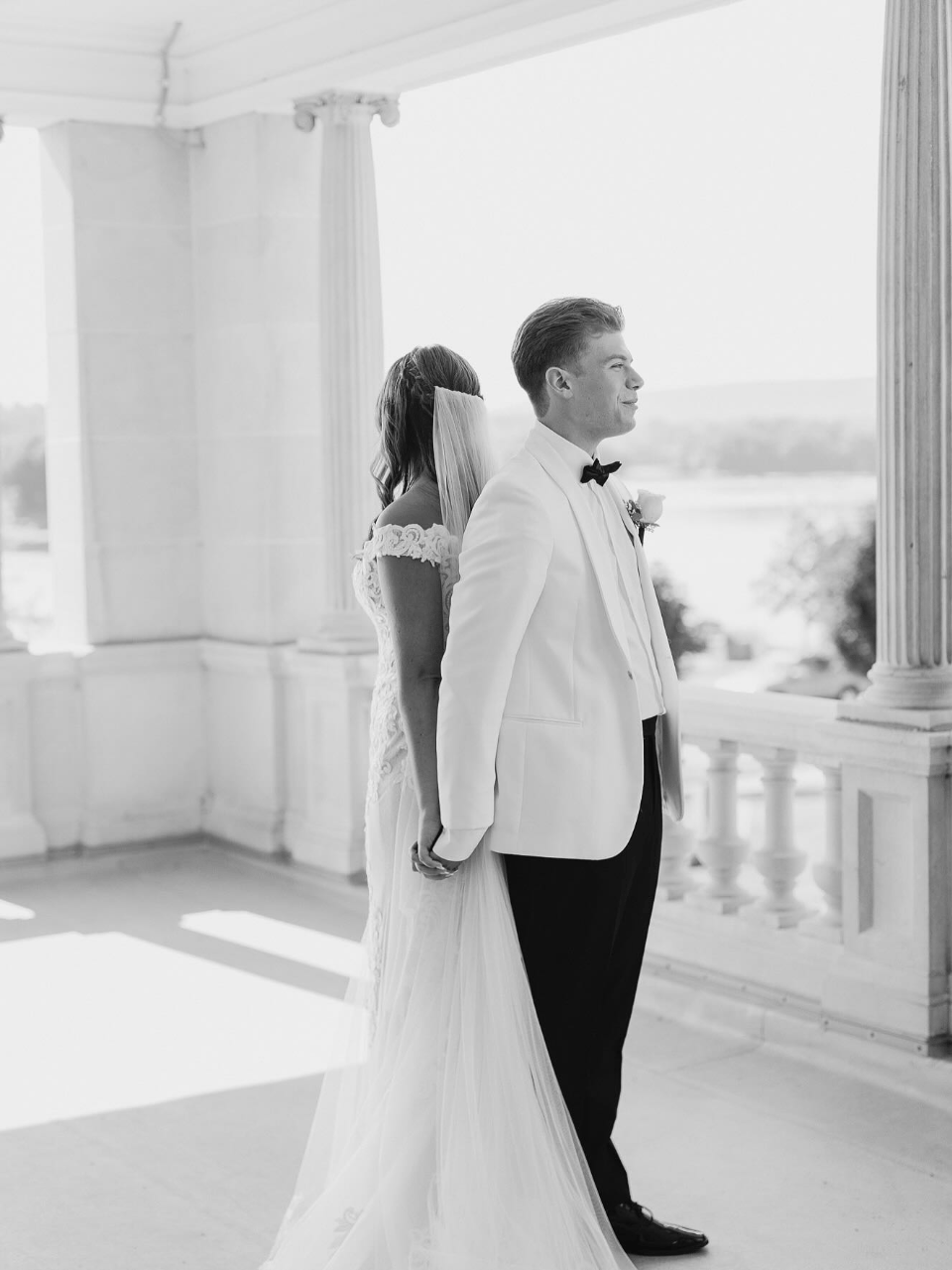 Ellie Logan & Jonathan Logan's wedding-image-4
