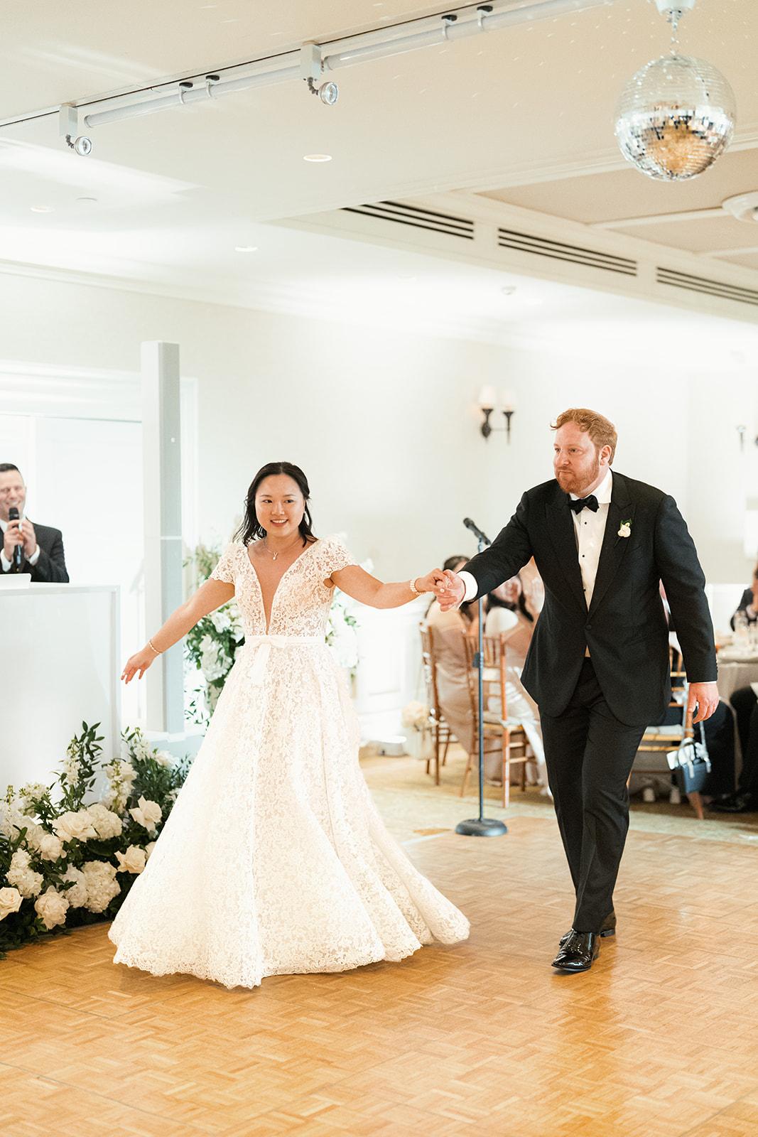 A Classic Summer Wedding at the Ocean House 25