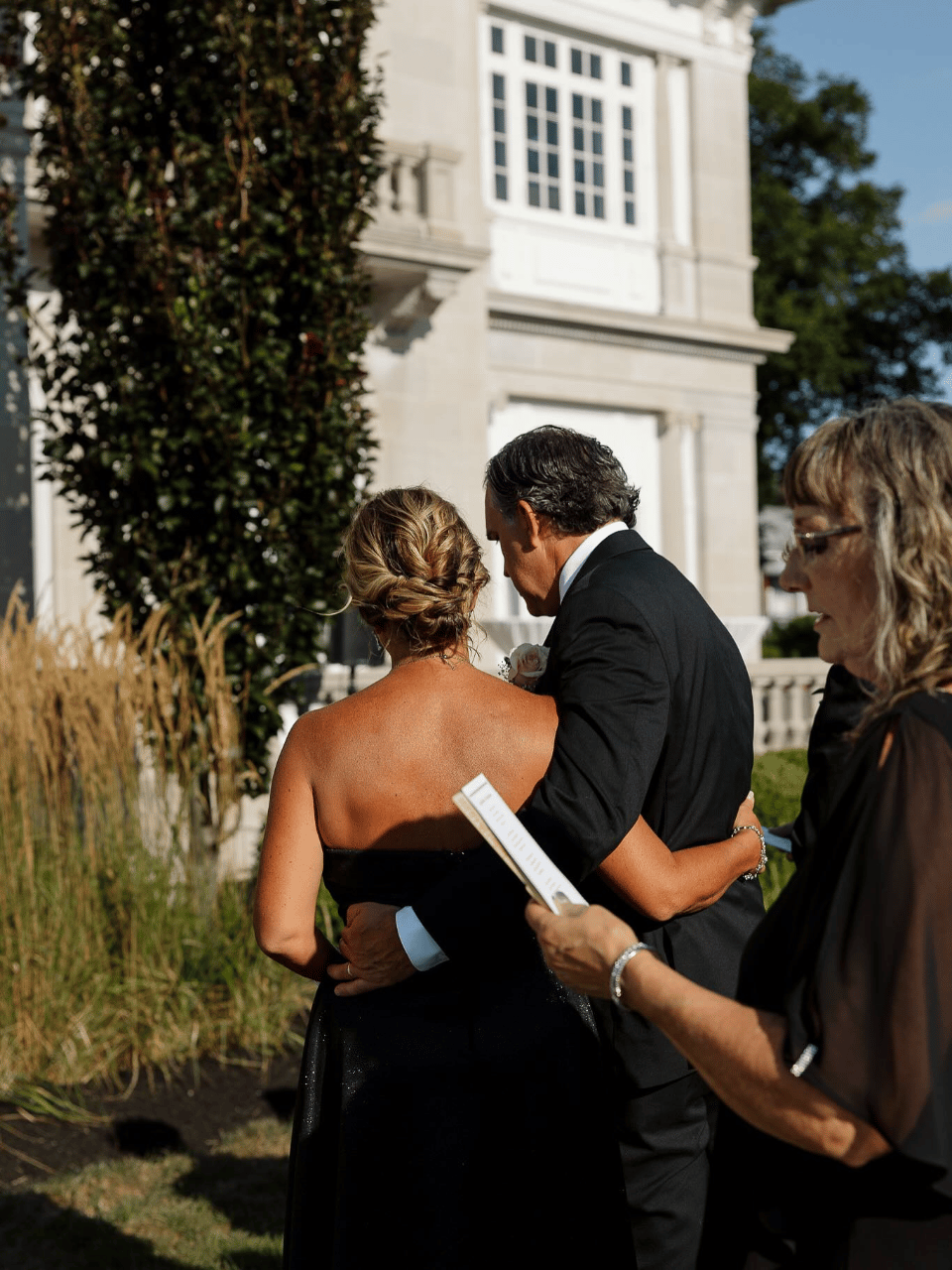 Ellie Logan & Jonathan Logan's wedding-image-26