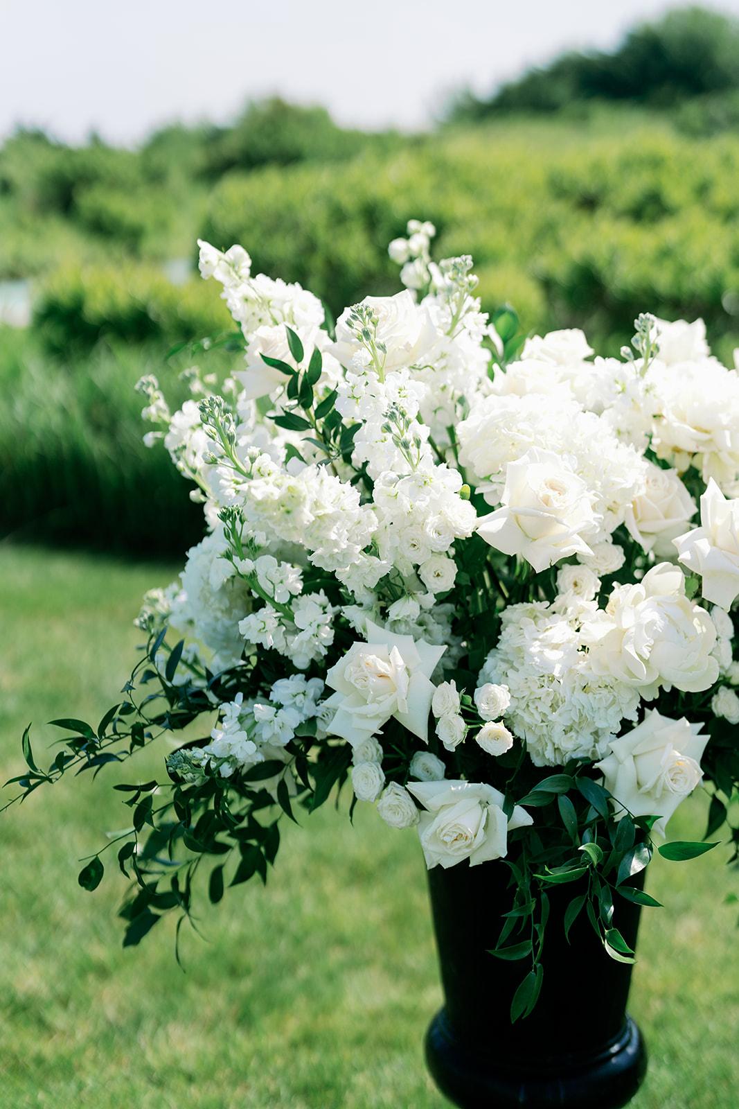 A Classic Summer Wedding at the Ocean House 23