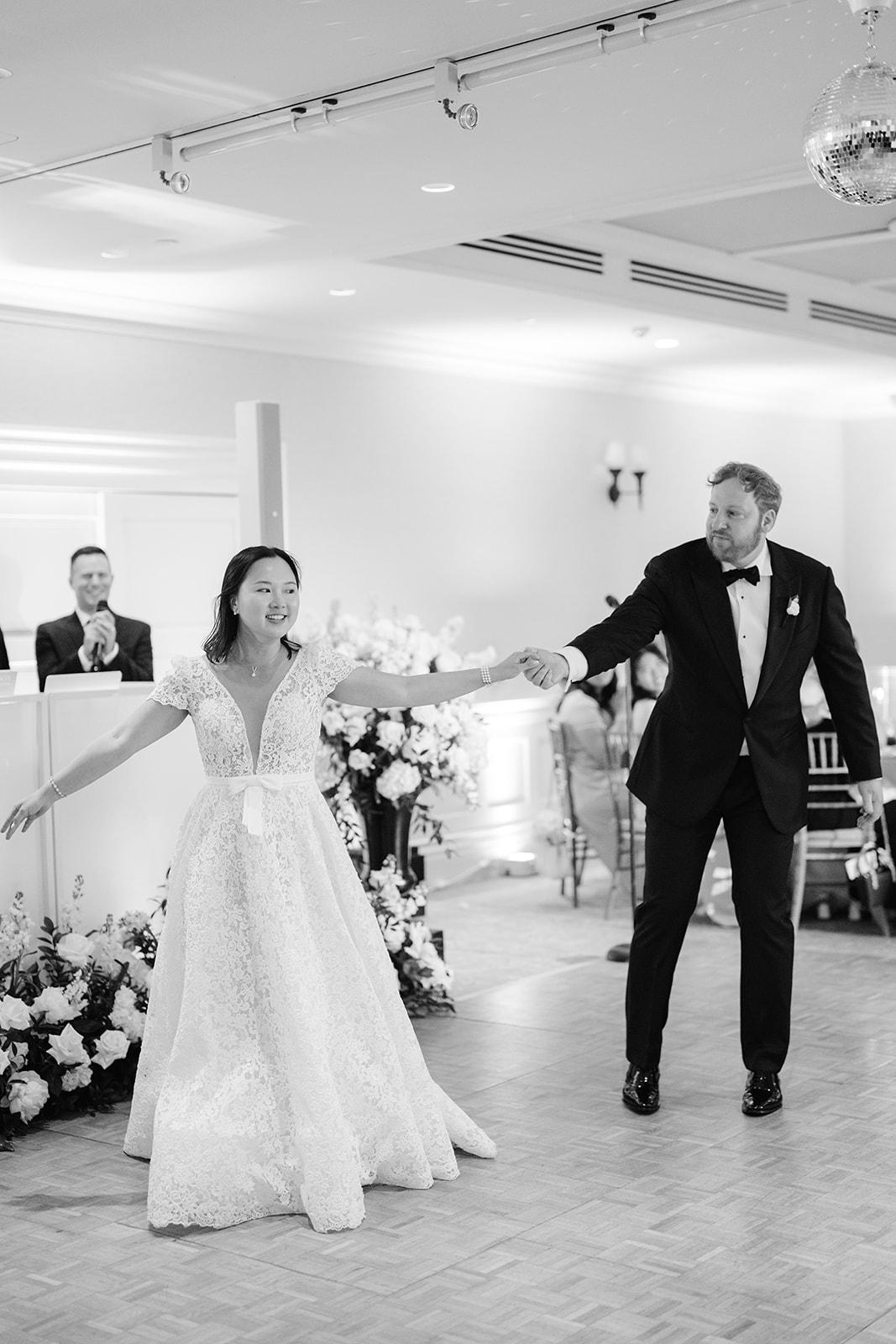 A Classic Summer Wedding at the Ocean House 8