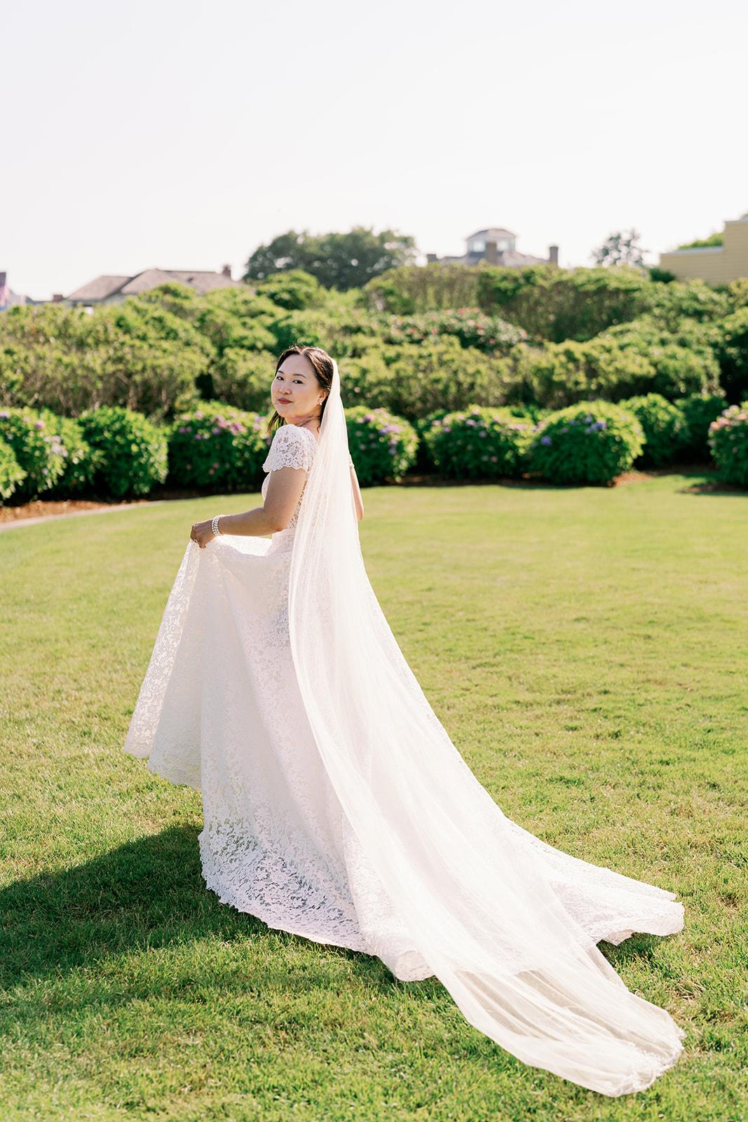 A Classic Summer Wedding at the Ocean House 40