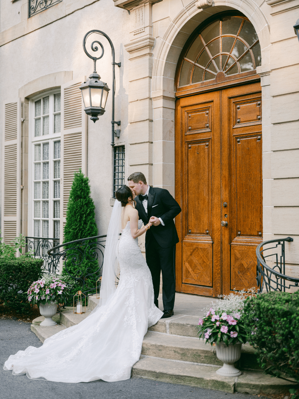 Ethereal Summer Elegance at Glen Manor