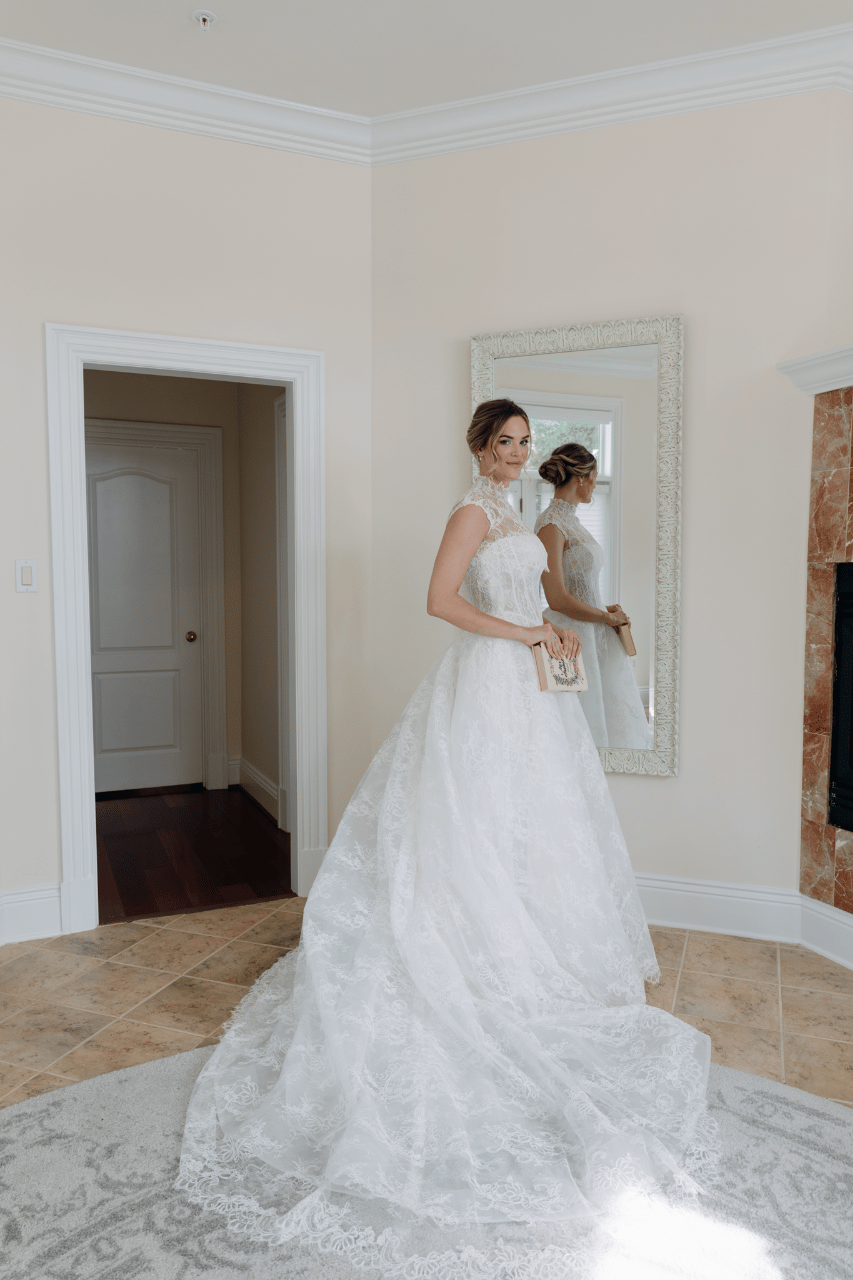 A Modern Fall Wedding at Beacon Hill Manor photo 3