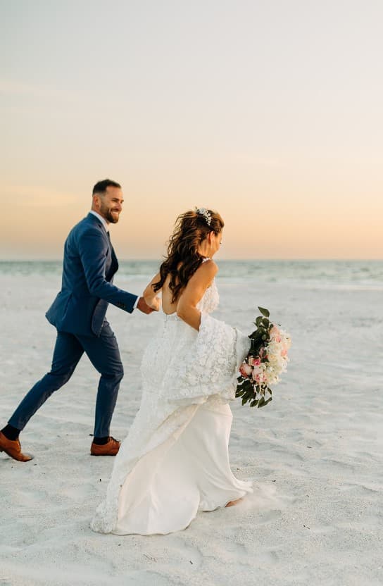 A Romantic Spring Wedding at Hotel Zamora 12