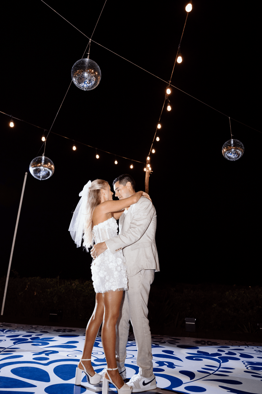 Alyssa Reynolds & Michael Garcia's wedding-image-26