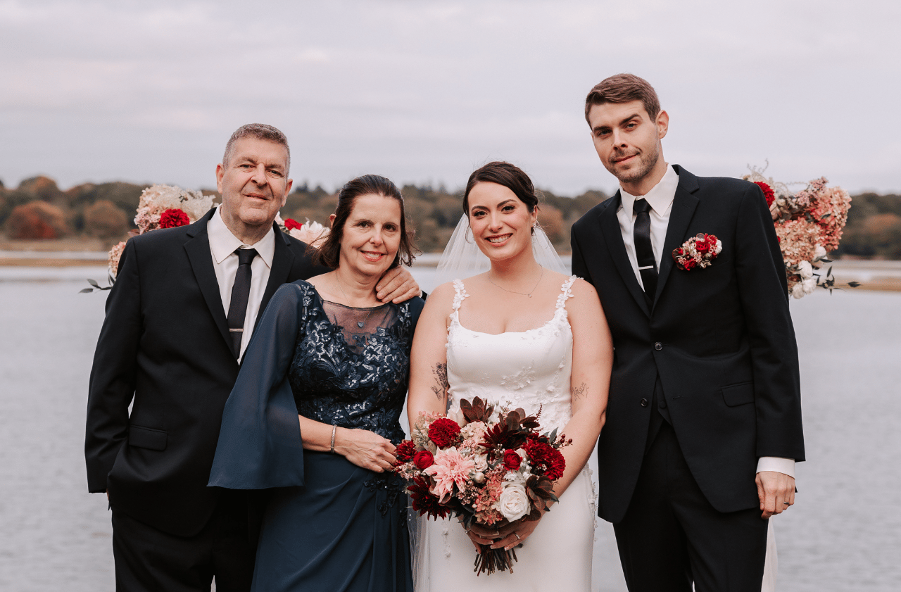 Hannah Ayotte & Jon Gabriel's wedding-image-22